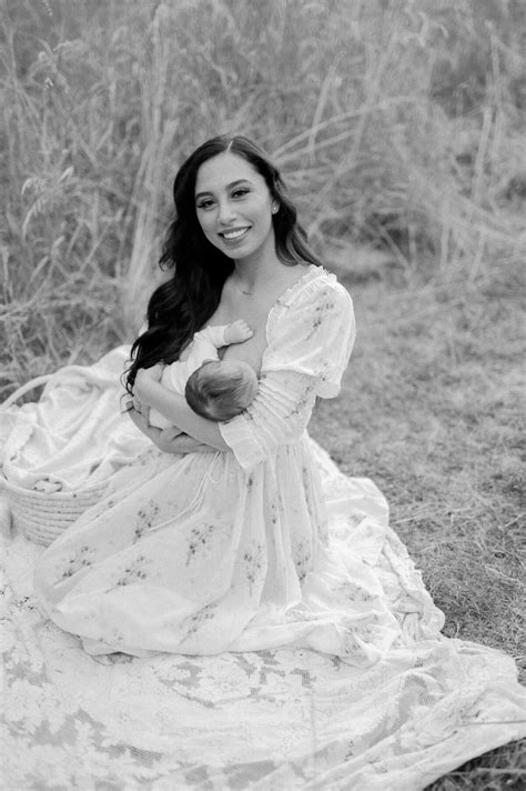 Outdoor newborn session seattle