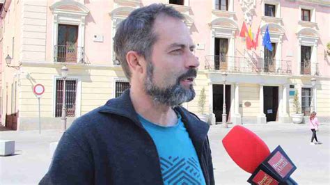 David Cobo candidato de IU explica por qué su formación ha decidido