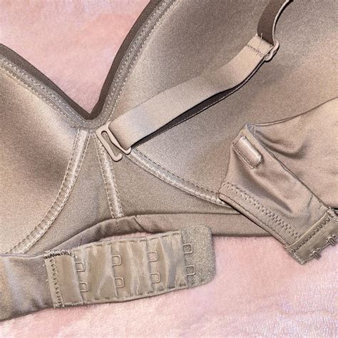 Calvin Klein Nude Lightly Lined Wireless Bra With Depop