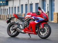 The Fastest Naked Bikes Motorcyclist