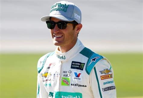 Is Kasey Kahne Married? Wife, Girlfriend, Net Worth