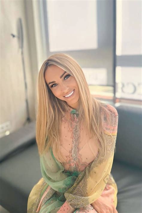 Beautiful Viktoria Y O From Kiev With Blonde Hair ID LadaDate