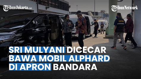 Sri Mulyani Beri Klarifikasi Foto Naik Alphard Di Apron Bandara