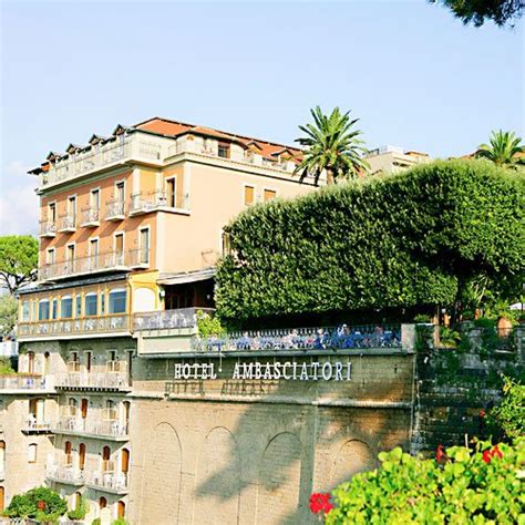 Grand Hotel Ambasciatori Sorrento - Travel Through Italy