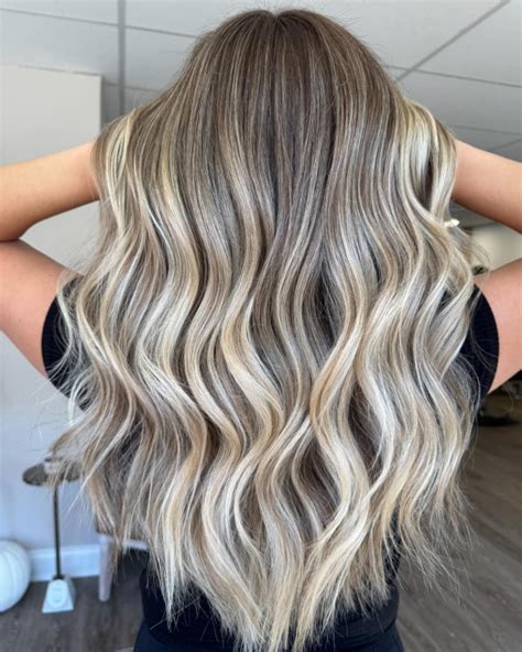 Warm Creamy Blonde Balayage Vanilla Blonde Hair Colour