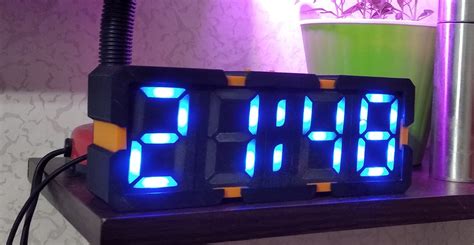 Часы на самодельных светодиодных индикаторах | Пикабу