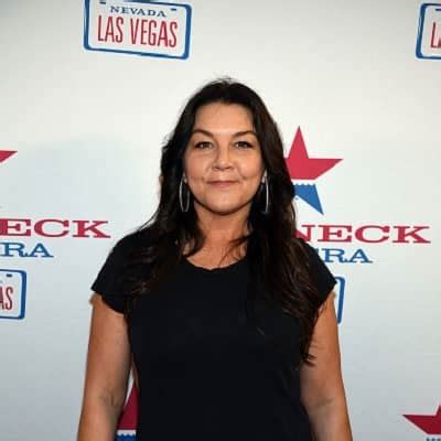 Gretchen Wilson - Bio, Age, Height, Married, Facts, Net Worth, Wiki