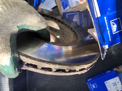 Замена тормозных дисков — Volkswagen Passat CC, 1,8 л, 2013 года ...