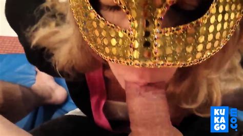 Amateur Girl Blow Job No Hands Gets Job Done