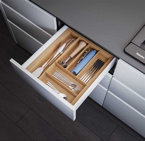 Лоток TETRIS V1 для столовых приборов в ящик Blum LEGRABOX дуб в базу ...