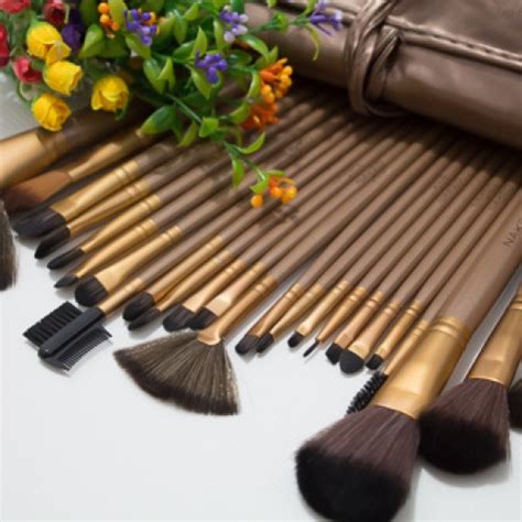Jual Brush Kuas Make Up NAKED Isi Pcs Pcs Piece Dompet Tali Jakarta Pusat