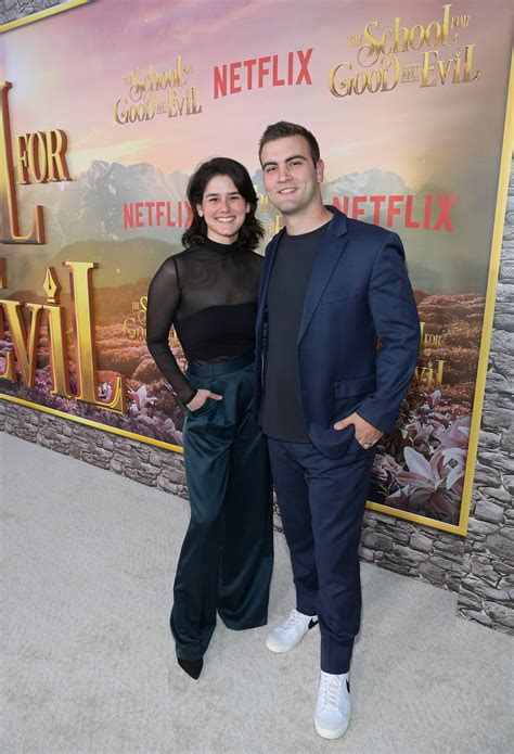 What Happened to Elyse Myers' TikTok? Social Media Break Updates | In