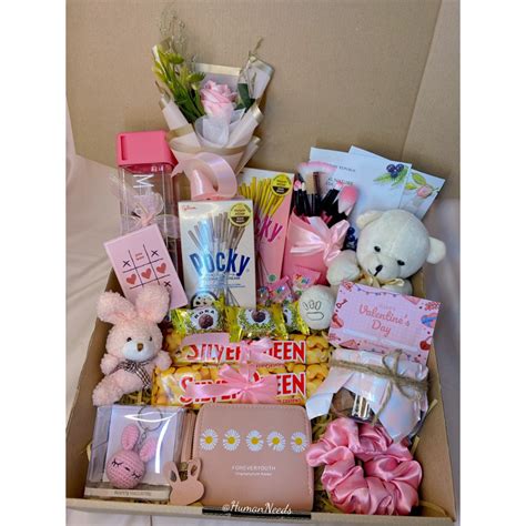 Jual [ready Cek Variasi] T Box Valentine Day 2024 Hampers Kado Free Ucapan Buket 2024