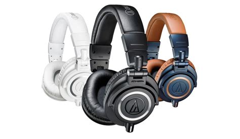AUDIO-TECHNICA M50X HEADPHONES - Muted.