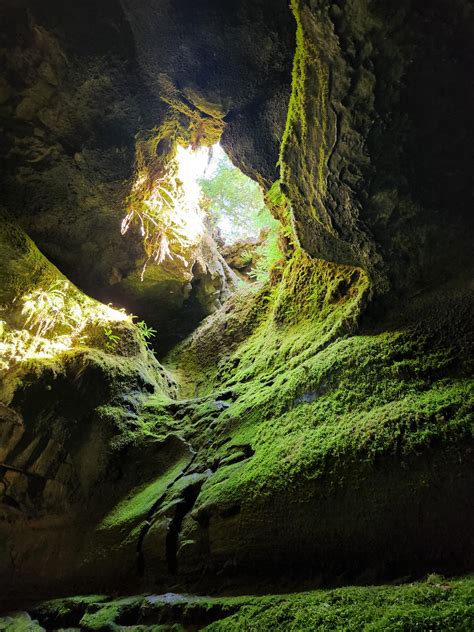 Washington State Caves Caverns Exploring Ape Cave — Pacific North