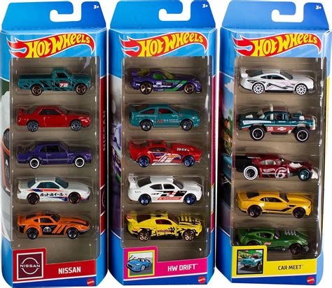deal Triple Coffret Collector Hot Wheels 15 véhicules au total 17 61 au lieu de 37 99 sur