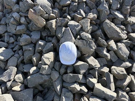 rail construction materials rail ballast capping hunter blue metal