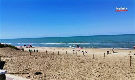 Al Via La Stagione Balneare A Torvaianica Divieto Di Fumare In