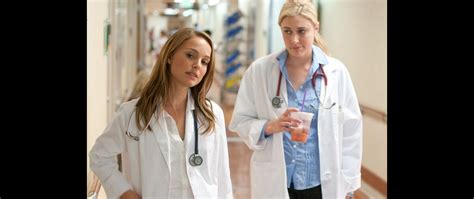 Vidéo La bande annonce de Sex Friends avec Natalie Portman et Ashton Kutcher Purepeople