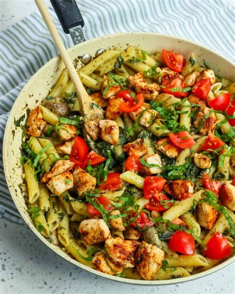 Creamy Chicken Pesto Pasta