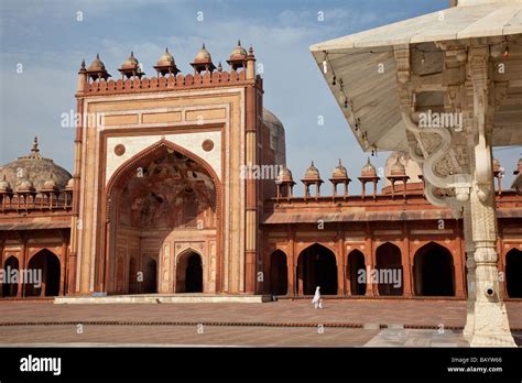 Sheikh Salim Chishti Tomb Inside The Jama Masjid In Fatehpur Sikri