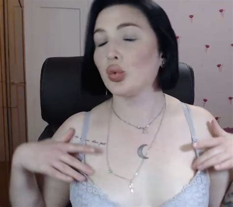 Favourite 693 Bandicam 2022 05 02 01 41 49 128 Porn Pic