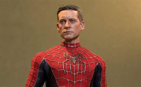 Tobey Maguire S Friendly Neighbourhood Spider Man Gets A Hot Toys Spider Man No Way Home Sixth