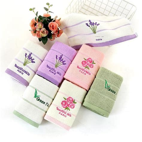 Подарочный набор полотенец с вышитым логотипом - мягкие, впитывающие и ...