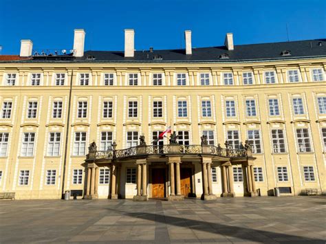 Zamek W Pradze Dojazd Ceny Zwiedzanie Praga Hradczany Traveladypl