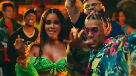 Rauw Alejandro Anuel AA Natti Natasha Ft Farruko y Lunay Fantasías