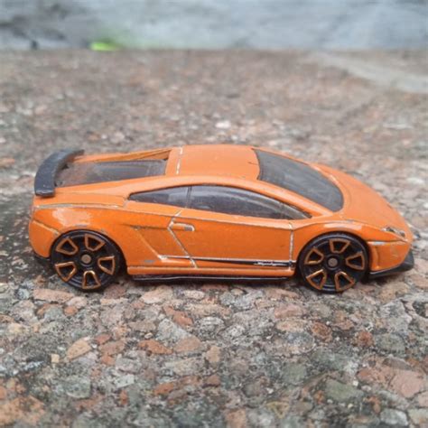 Jual Hot Wheels Hotwheels Lambo Gallardo LP 570 4 Superleggera Orange Lamborghini Shopee Indonesia
