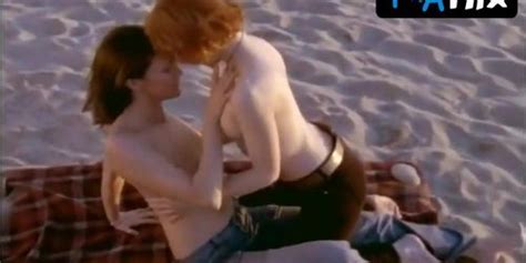 Robyn Hyden Lesbian Scene In Black Tie Nights Tnaflix