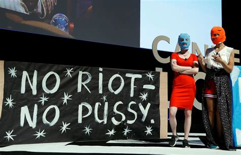 Pussy Riot V Zagrebu S Svetovno Premiero Prenovljenega Performansa Riot Days RTV SLO