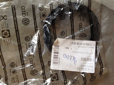 078133287 Прокладка маслозаливной горловины VAG | Запчасти на DRIVE2