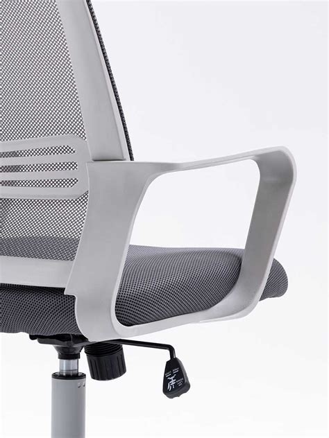 Кресло компьютерное SOKOLTEC — Омикс