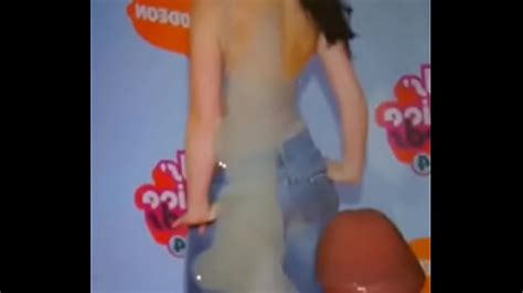 Jennifer Love Hewitt Ass In Tight Jeans Gets Covered In Cum Xxx Mobile Porno Videos Movies