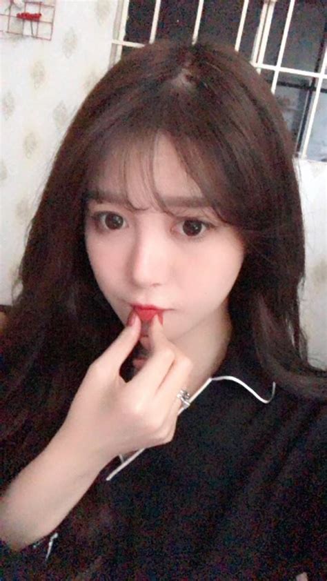 Hot Girl Facebook Xinh P Kim Kh Nh G I Xinh Facebook