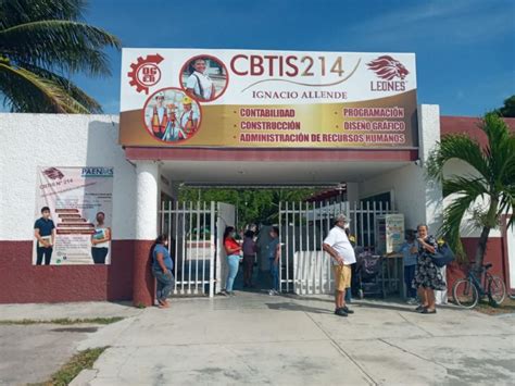 Reabren módulo de vacunación en el CBTIS 214 tras sobrar dosis en