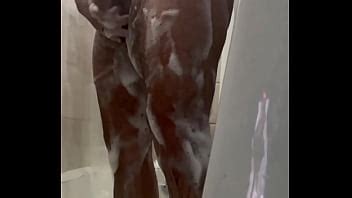 Charlie Shaving His Cock XVIDEOS