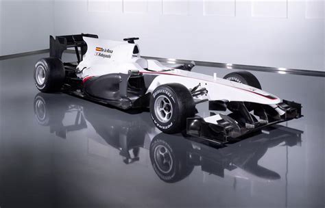 2010 BMW Sauber C29 Image. Photo 14 of 14