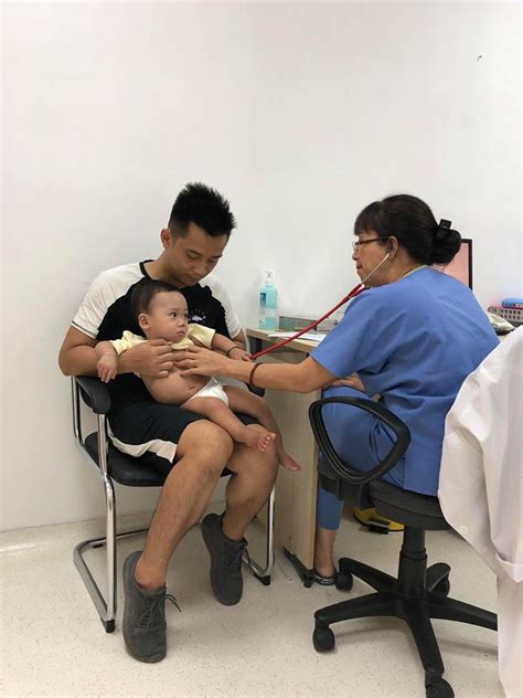 Sau H N N M Theo M I Kh P N I Tr N Xe Y Con Trai Hot Girl Bella T Ch M Ang C