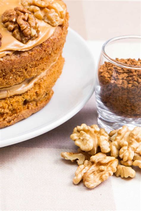 Mary Berry Coffee And Walnut Cake | British Chefs Table