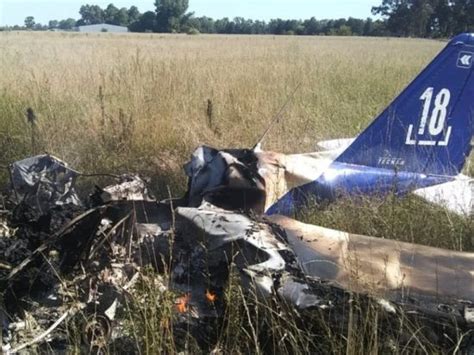 Muere Piloto De Aerol Neas Argentinas Al Estrellarse Avioneta