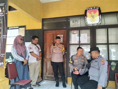 Pasca Pemungutan Suara Pemilu 2014 Wakapolresta Cirebon Cek Gudang