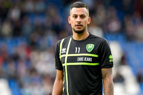 Ricardo Kishna Zet Revalidatie Voort Bij Ado Den Haag Ado Den Haag