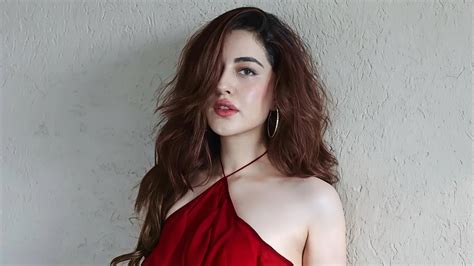 cricketer arshdeep singh dating actress samreen kaur snapchat post