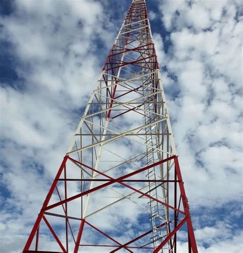 GSM Antenna Self Supporting 3 Or 4 Legged Radio Angle Steel Tower With