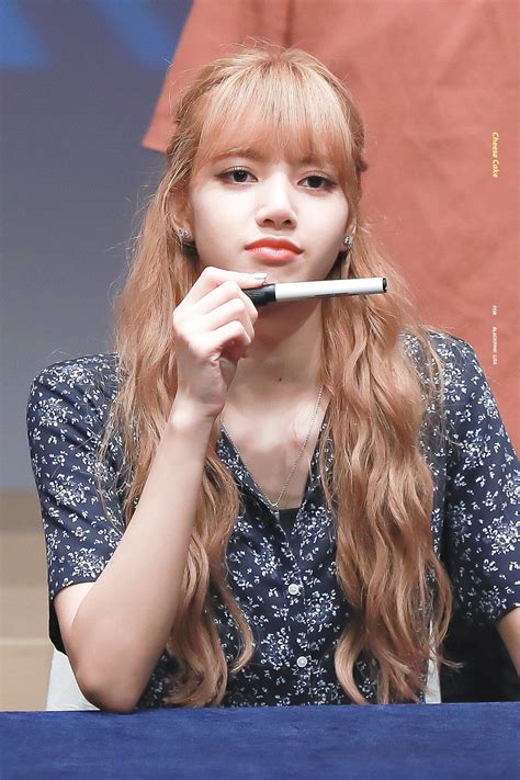 Blackpink Lisa Hair Color 2022 2024 Hairstyles Ideas