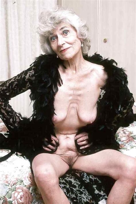 Granny Loves To Show Porn Pictures XXX Photos Sex Images 21630 PICTOA