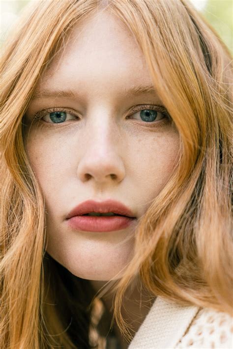 Hot Sexy Linnea Falk Bikini Pics